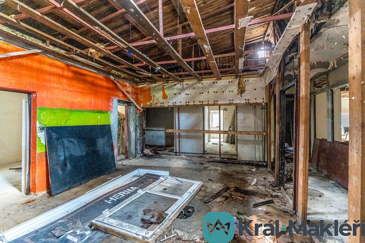 Prodej rodinného domu 203 m², pozemek 265 m² – fotografie 4