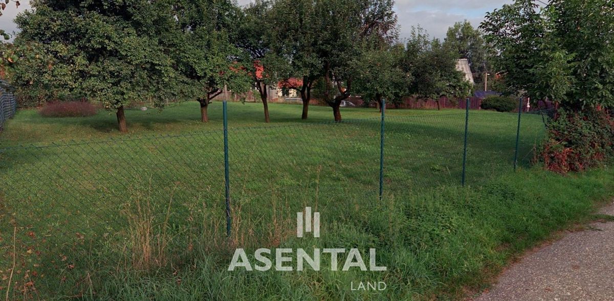Prodej stavebního pozemku 1632 m²