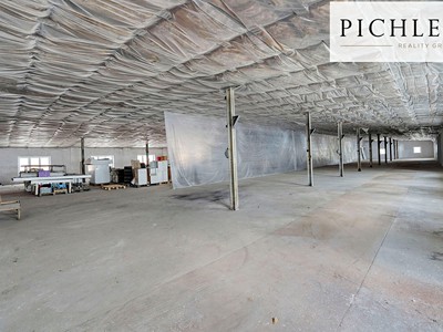 Комерційне приміщення в оренду, 1 396 м² (3 з 27)