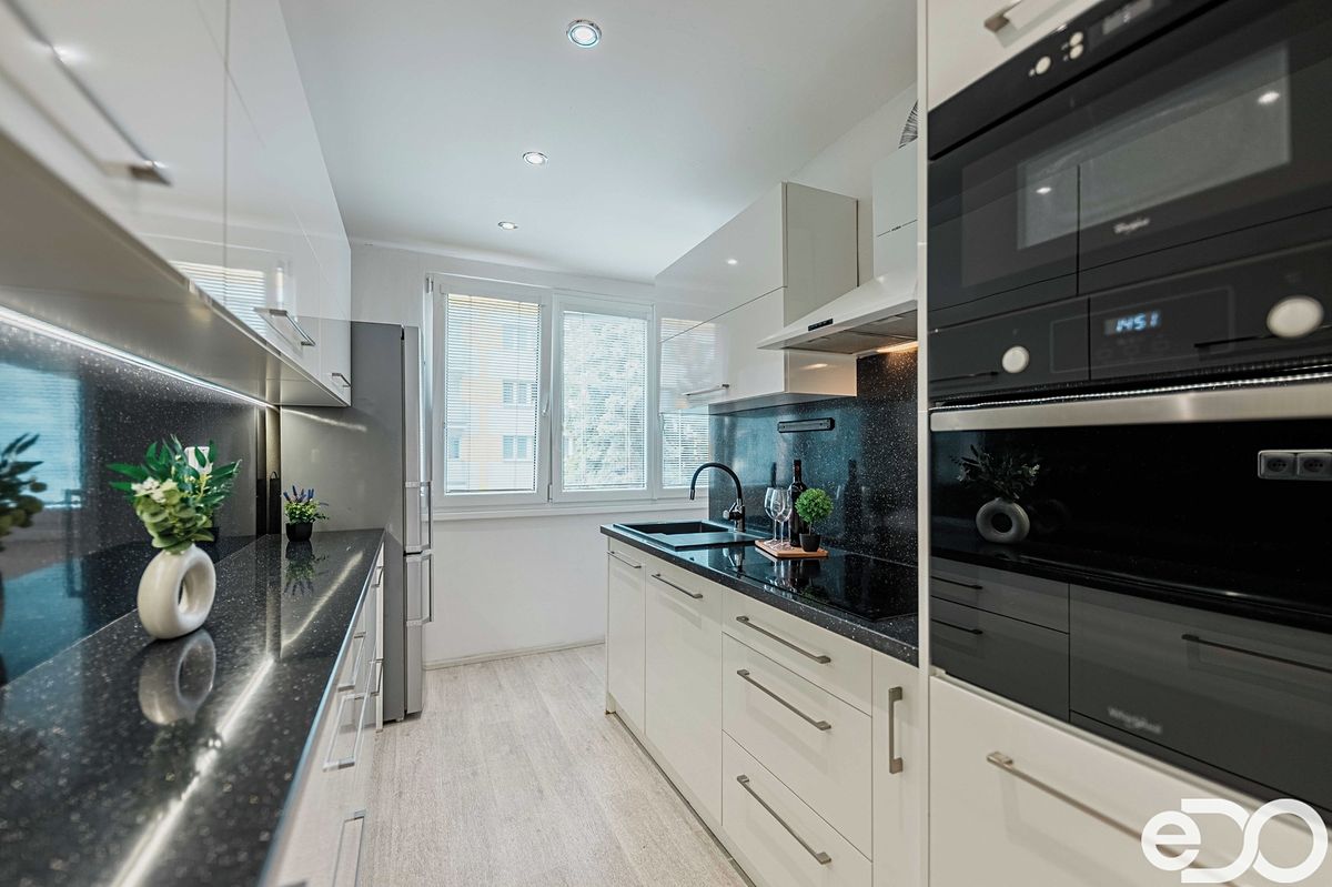 Prodej bytu 3+1 57 m² – fotografie 3