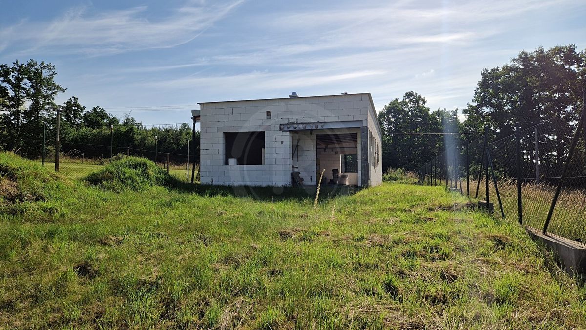 Prodej rodinného domu 90 m², pozemek 599 m²