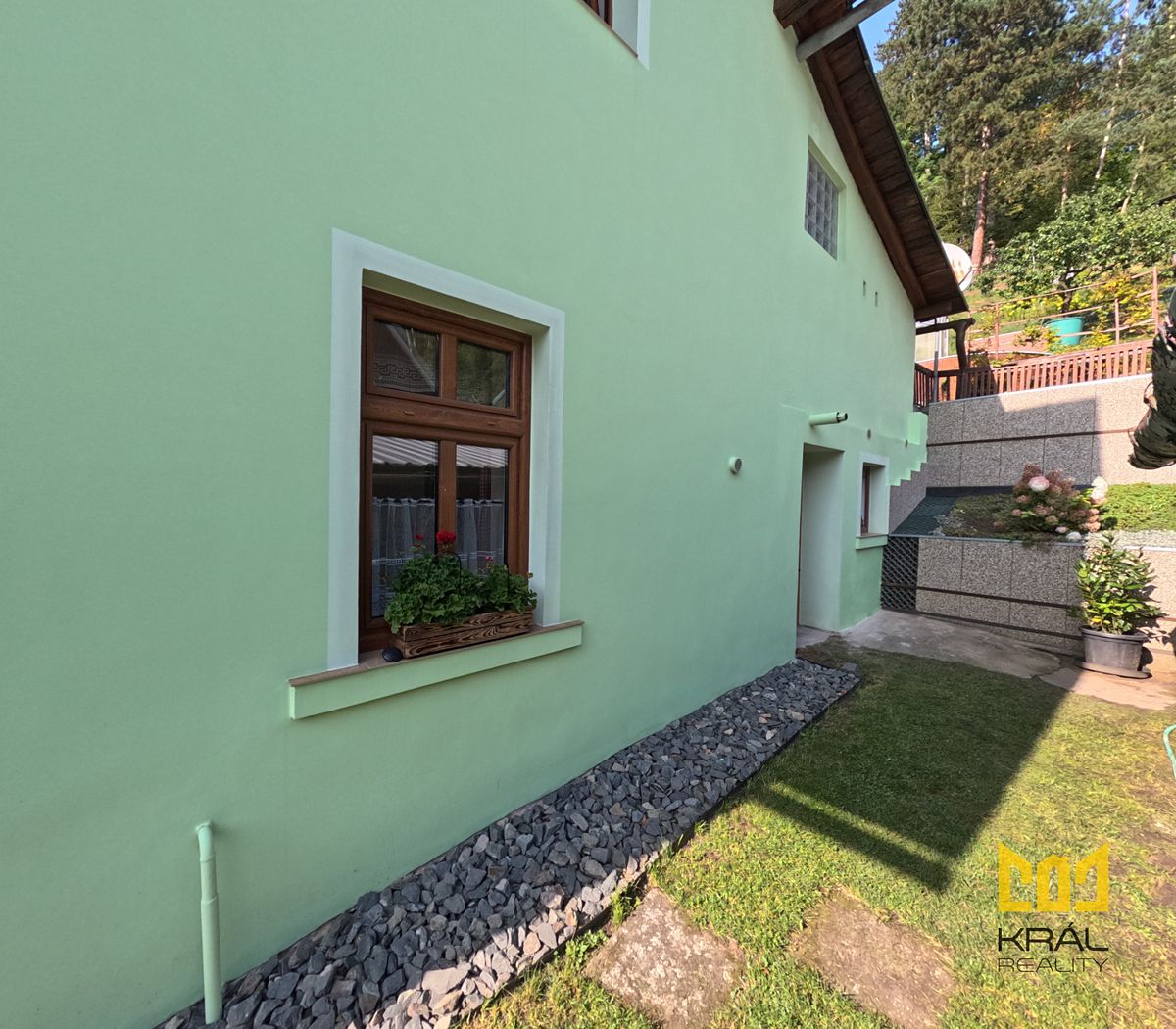 Prodej rodinného domu 178 m², pozemek 1728 m² – fotografie 5