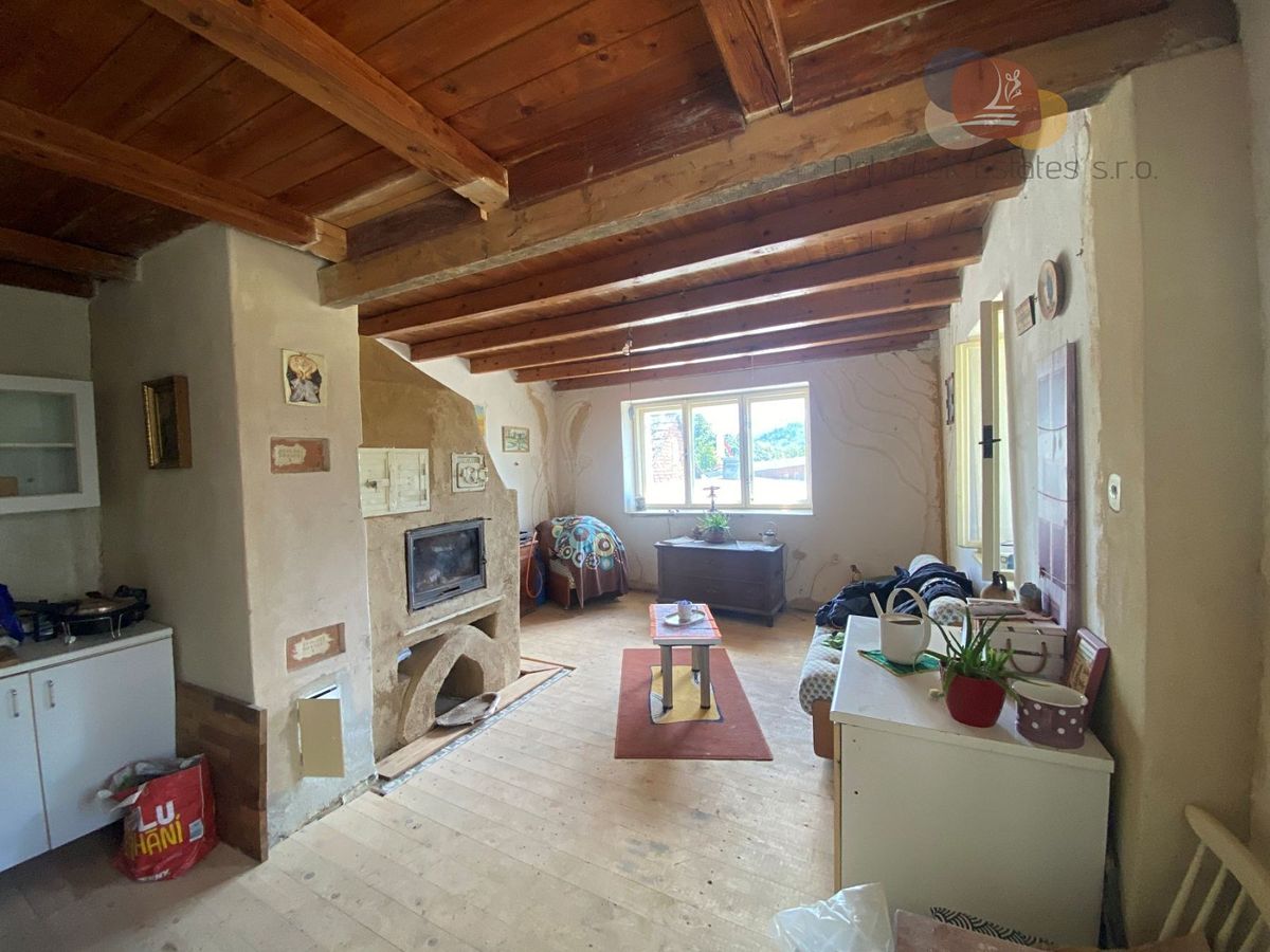 Prodej rodinného domu 98 m², pozemek 1011 m²