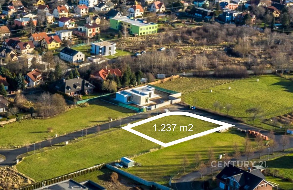 Prodej stavebního pozemku 1237 m² – fotografie 3