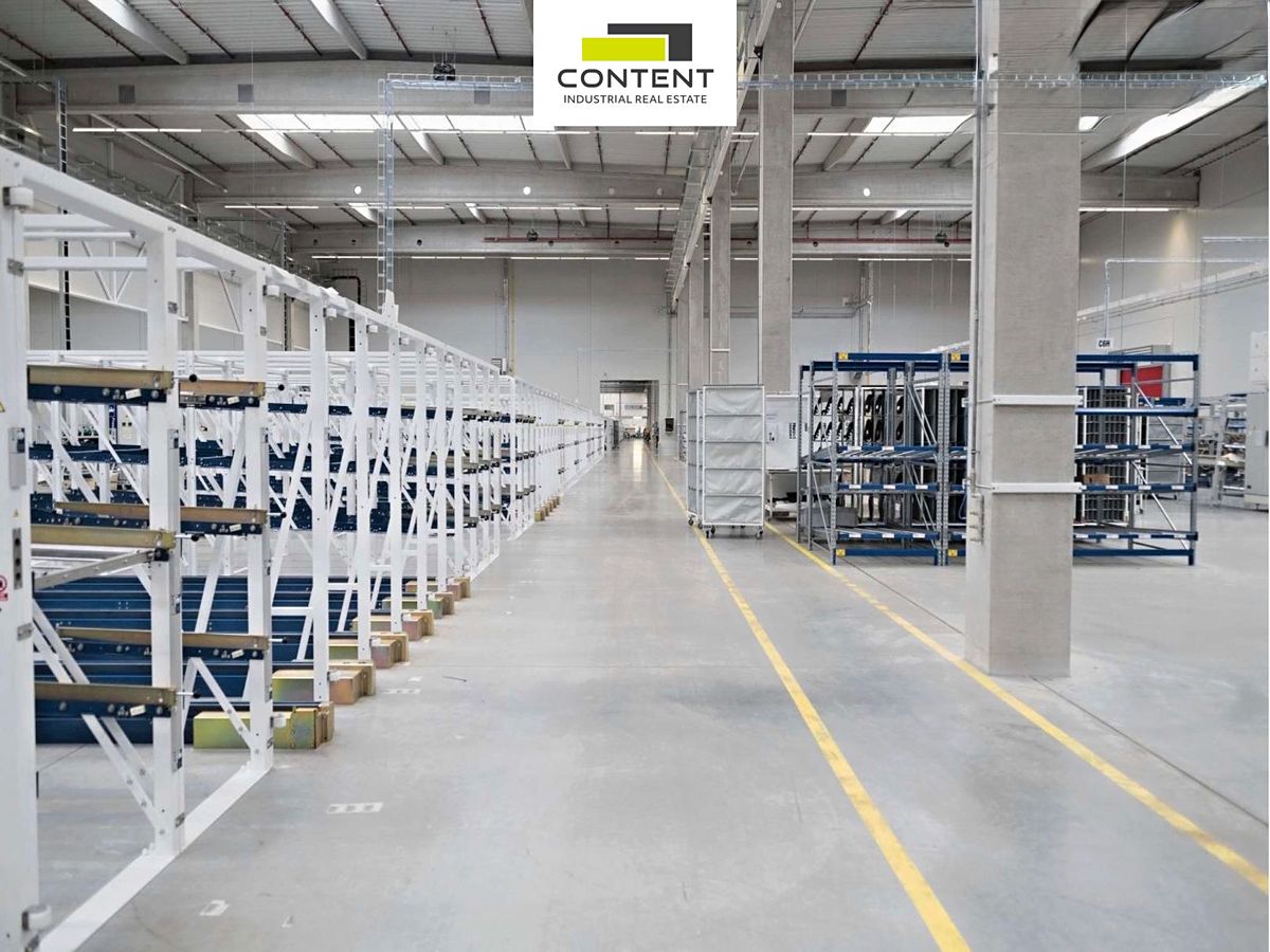 Pronájem skladového prostoru 7500 m²