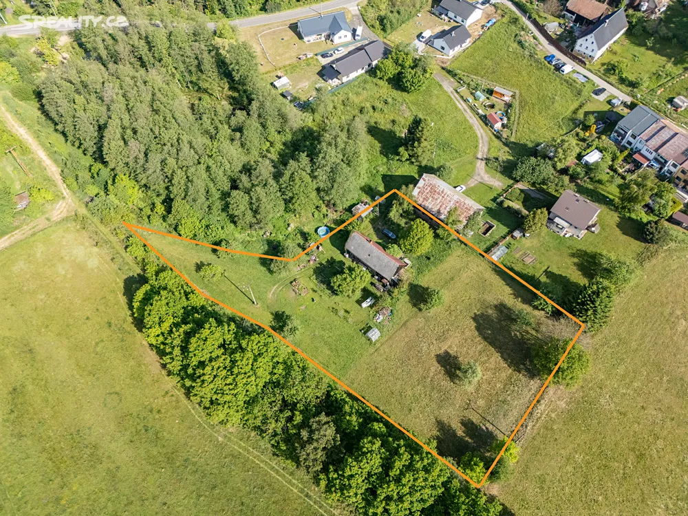 Prodej stavebního pozemku 4767 m², Dubnice