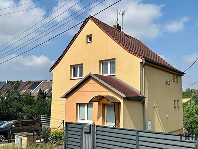 Prodej  rodinného domu 125 m², pozemek 898 m²