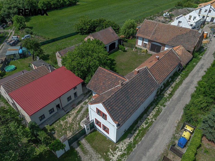 Будинок на продаж, 450 м² (45 з 46)