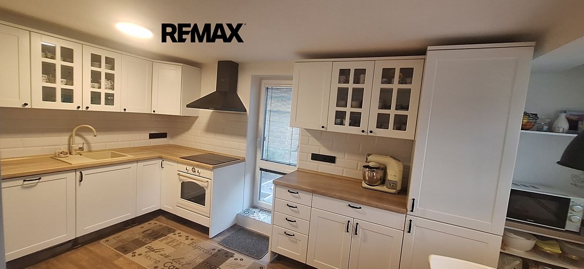 Prodej rodinného domu 172 m², pozemek 426 m² – fotografie 3