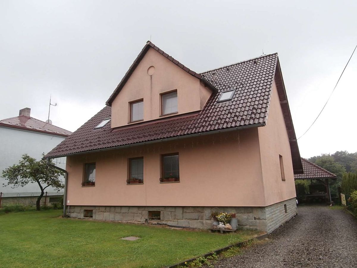 Prodej rodinného domu 150 m², pozemek 1006 m²