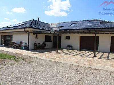 Prodej rodinného domu 610 m², pozemek 8027 m²