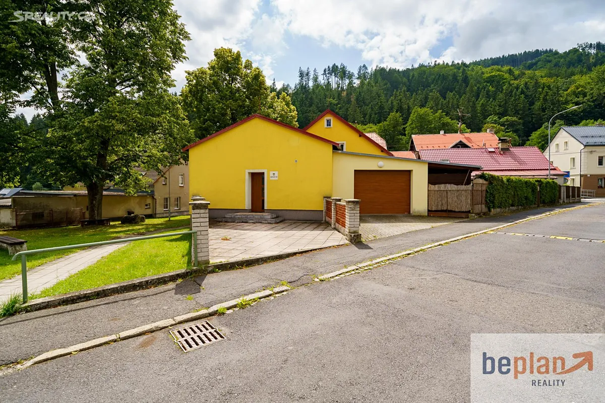 Prodej vícegeneračního domu 279 m², pozemek 808 m², Merklín
