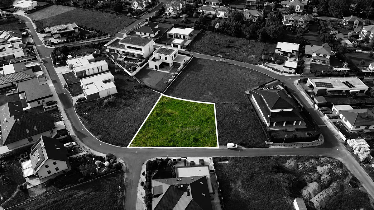 Prodej stavebního pozemku 852 m²