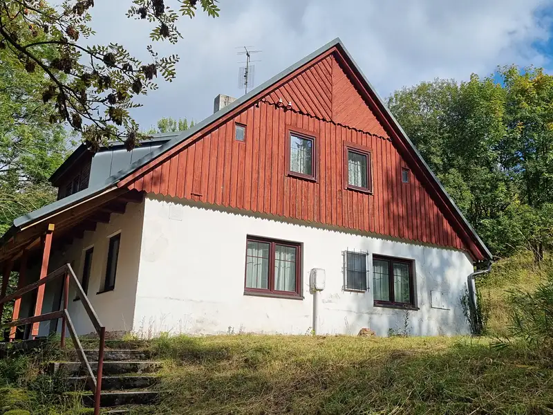 Prodej chalupy 155 m², pozemek 973 m², Strážné – náhled fotky 2