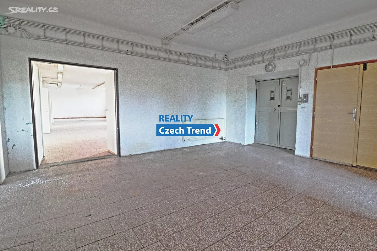 Pronájem skladového prostoru 301 m², Olomouc