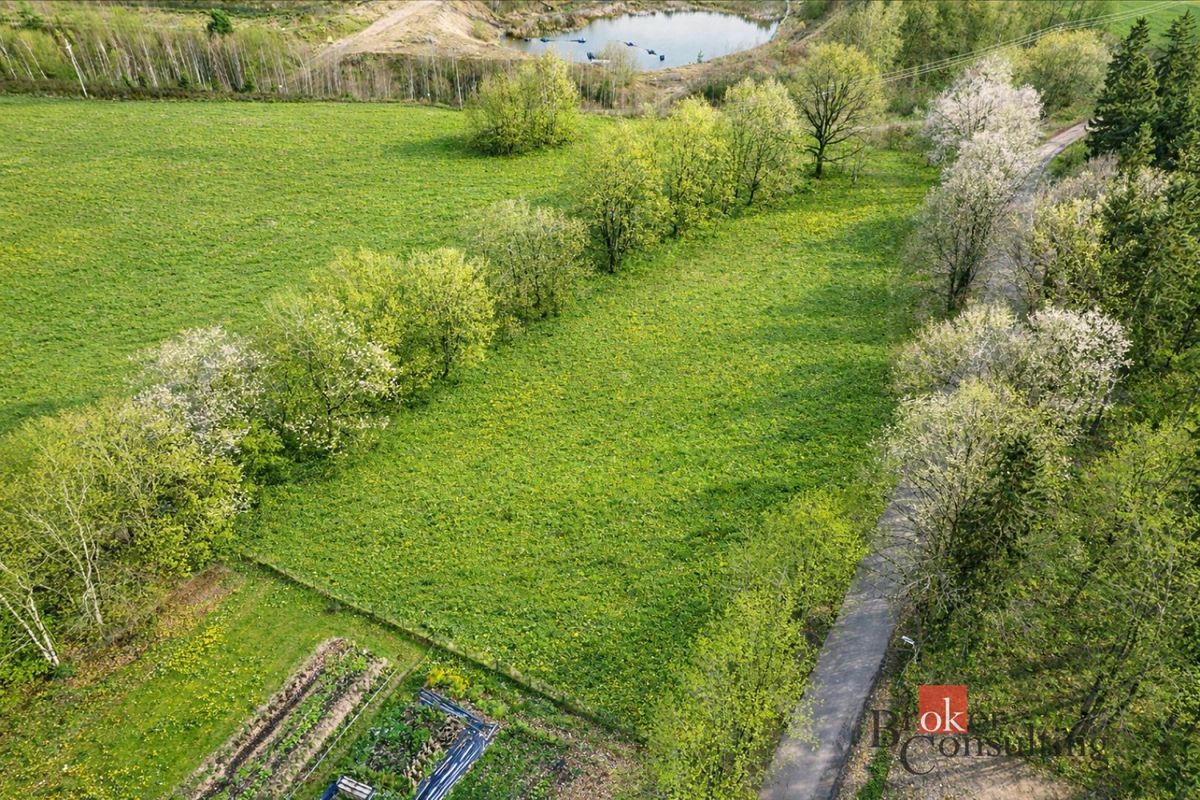 Prodej stavebního pozemku 1200 m² – fotografie 4