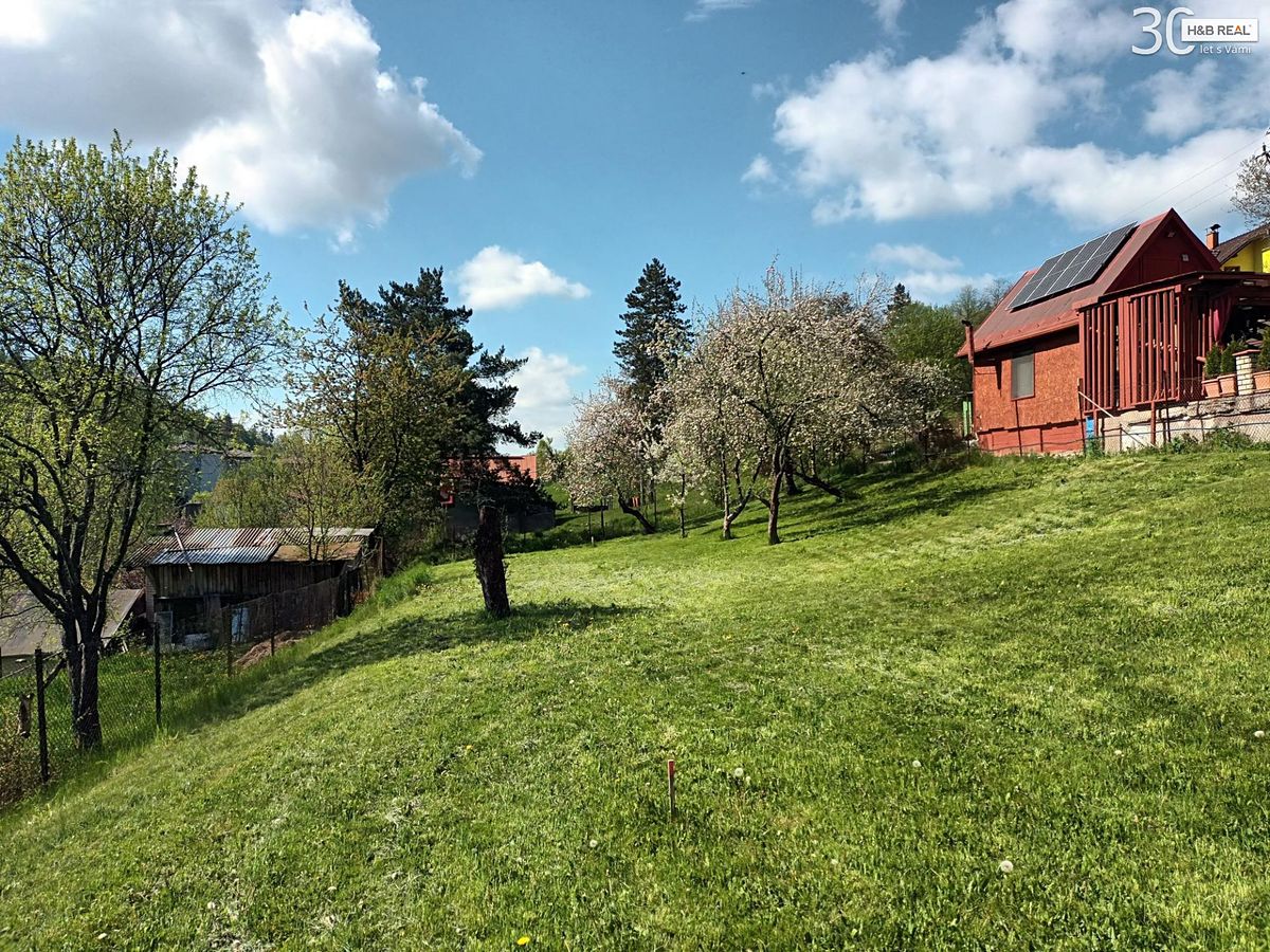 Prodej stavebního pozemku 1063 m² – fotografie 5