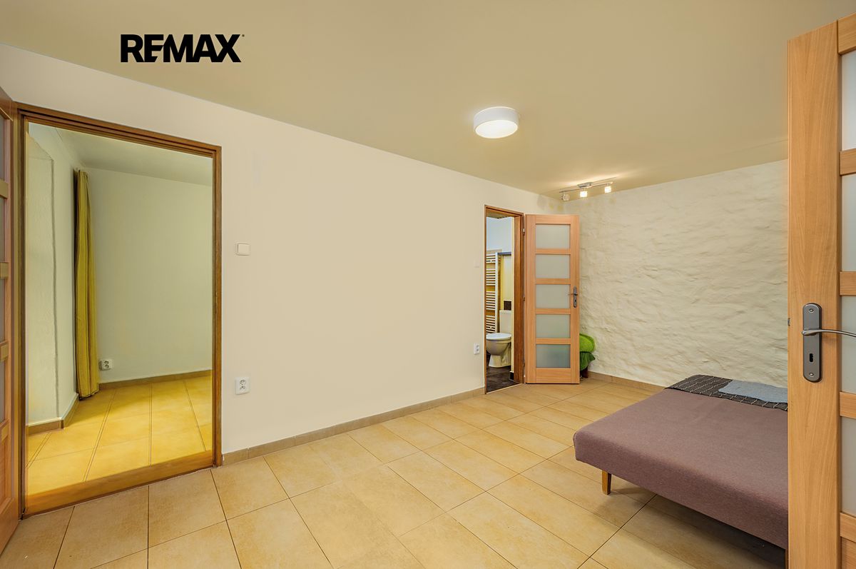 Prodej rodinného domu 150 m², pozemek 131 m² – fotografie 3