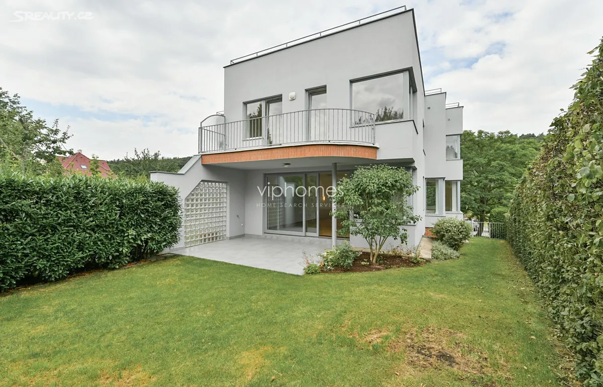 Pronájem vily 230 m², pozemek 578 m², Praha
