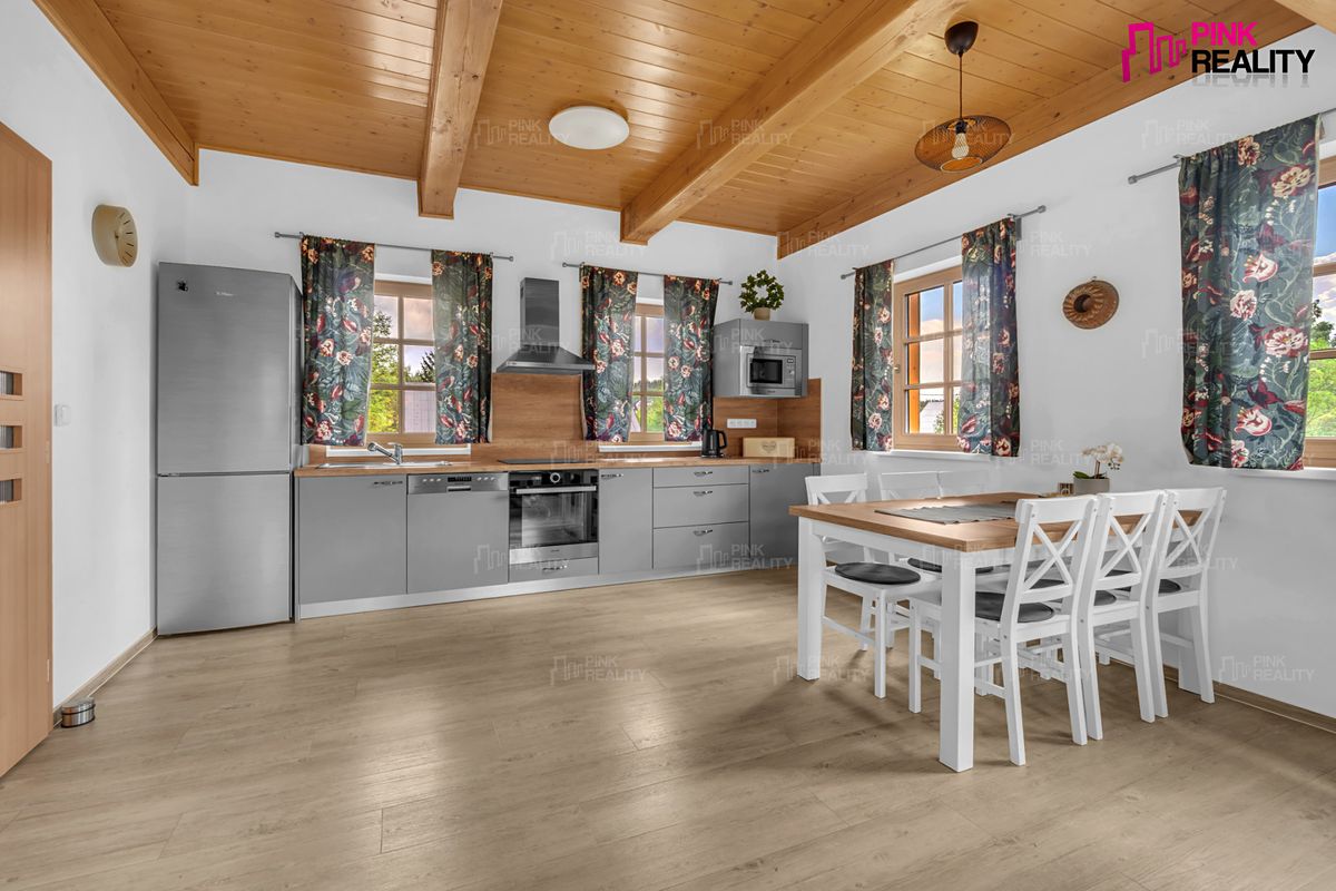 Prodej chalupy 184 m², pozemek 2410 m² – fotografie 2