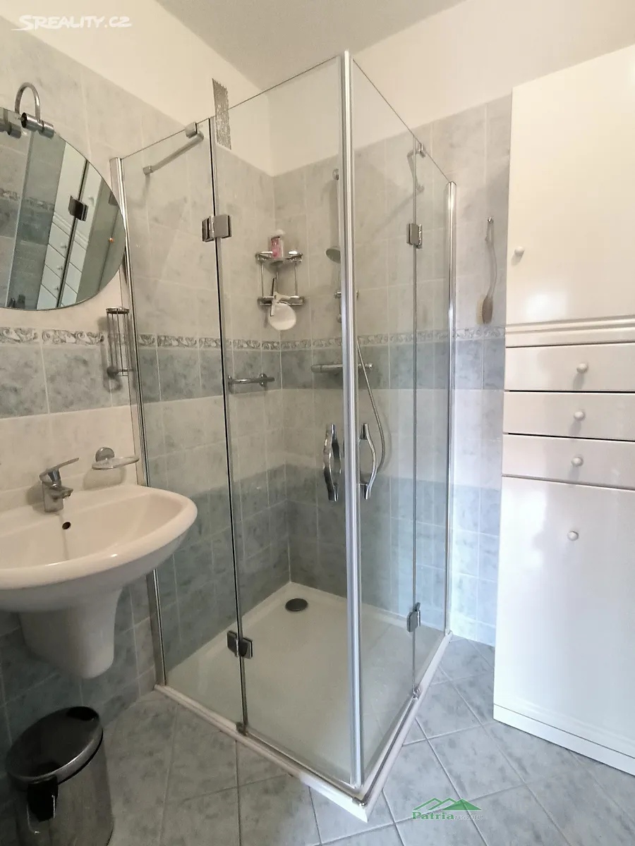 Pronájem bytu 4+1 82 m² – pohled 6