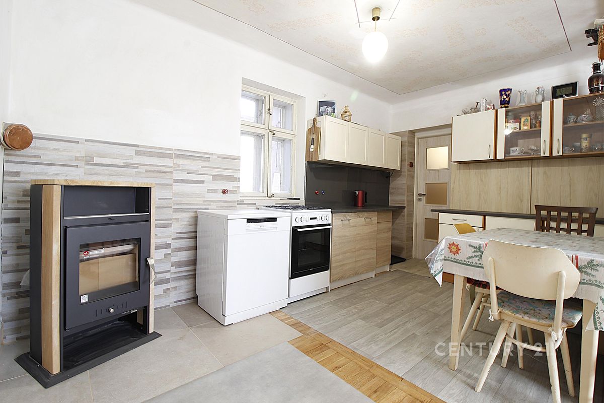 Prodej rodinného domu 150 m², pozemek 3692 m² – fotografie 5