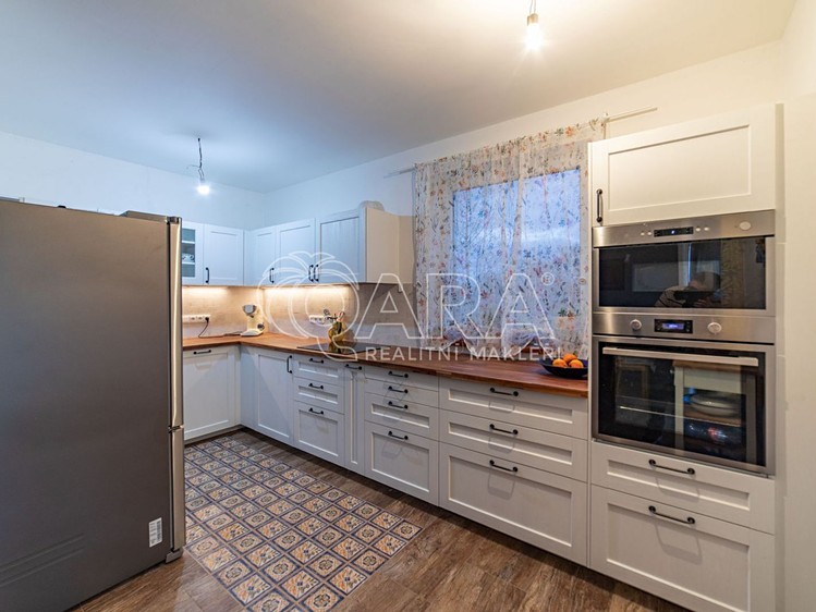 Будинок на продаж, 105 м² (2 з 28)