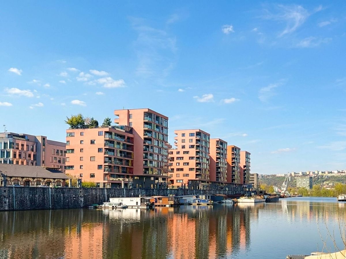 Pronájem bytu 3+kk 98 m²