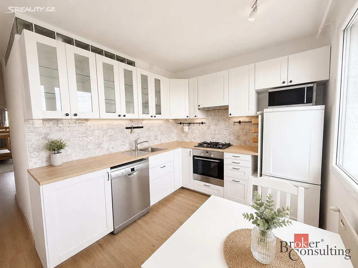 Prodej bytu 3+1 72 m², Rabštejnská