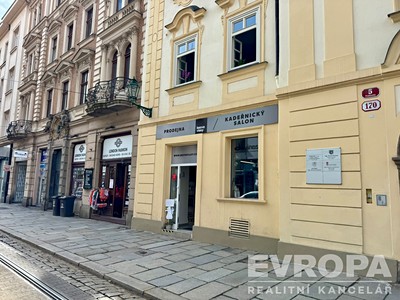 Pronájem obchodního prostoru 155 m²