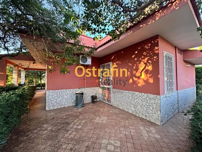 Prodej  rodinného domu 80 m², pozemek 800 m²