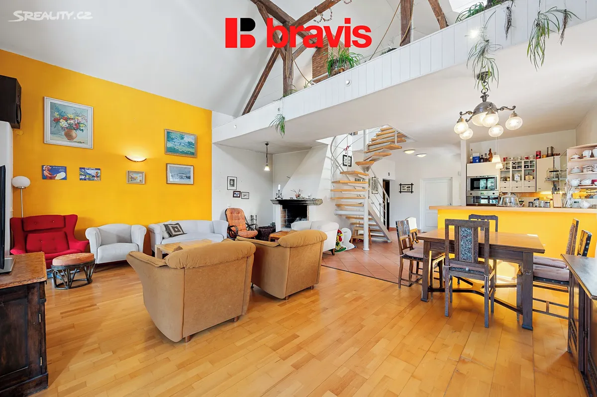 Prodej rodinného domu 211 m², pozemek 781 m², Habrovany