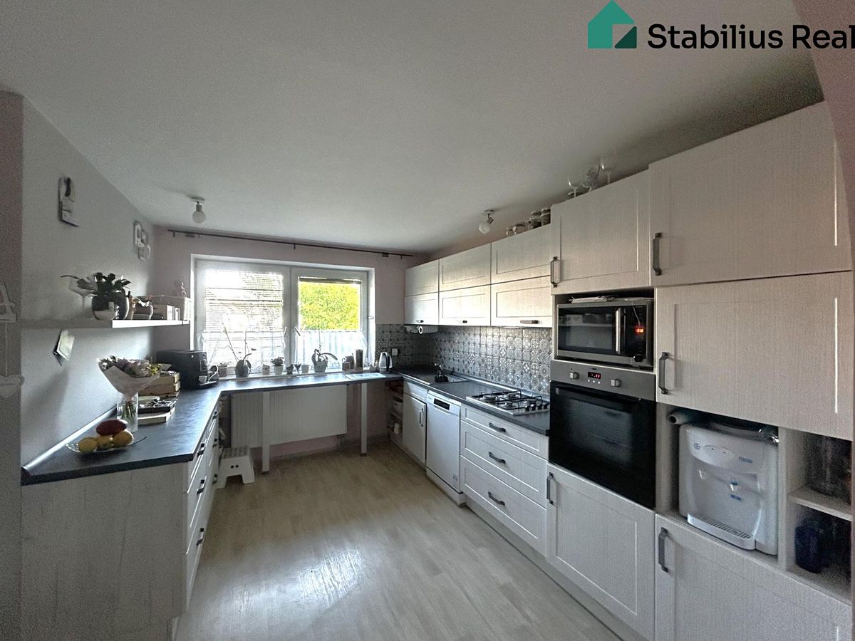 Prodej rodinného domu 264 m², pozemek 475 m² – fotografie 4