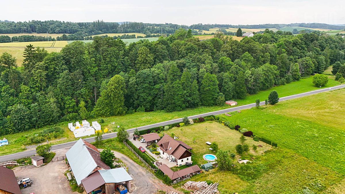 Prodej stavebního pozemku 1285 m² – fotografie 3