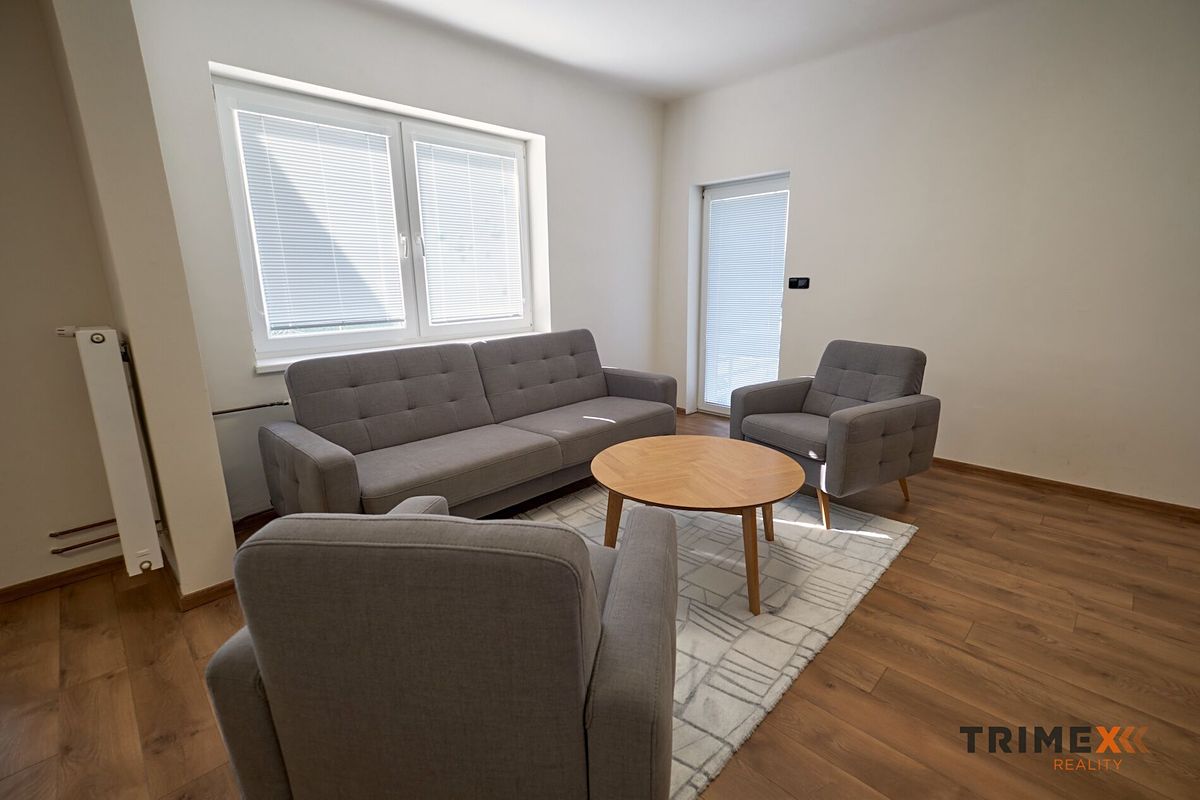 Prodej rodinného domu 125 m², pozemek 898 m² – fotografie 4