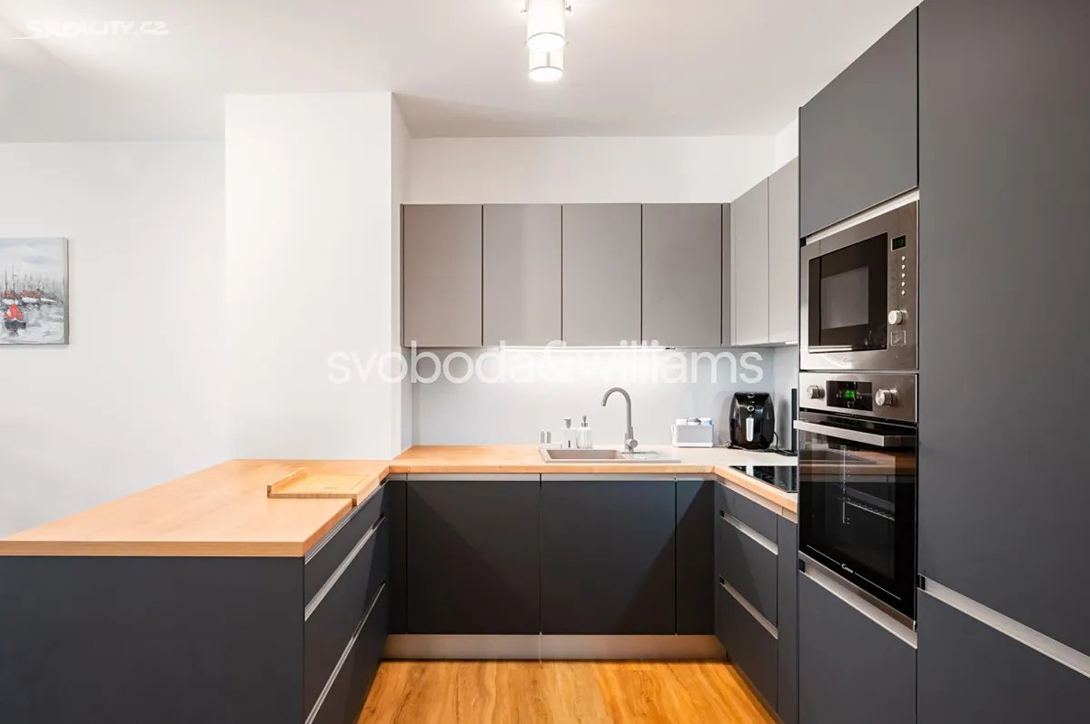 Prodej bytu 2+kk 80 m² – další