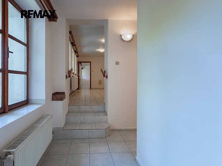 Будинок на продаж, 450 м² (16 з 46)
