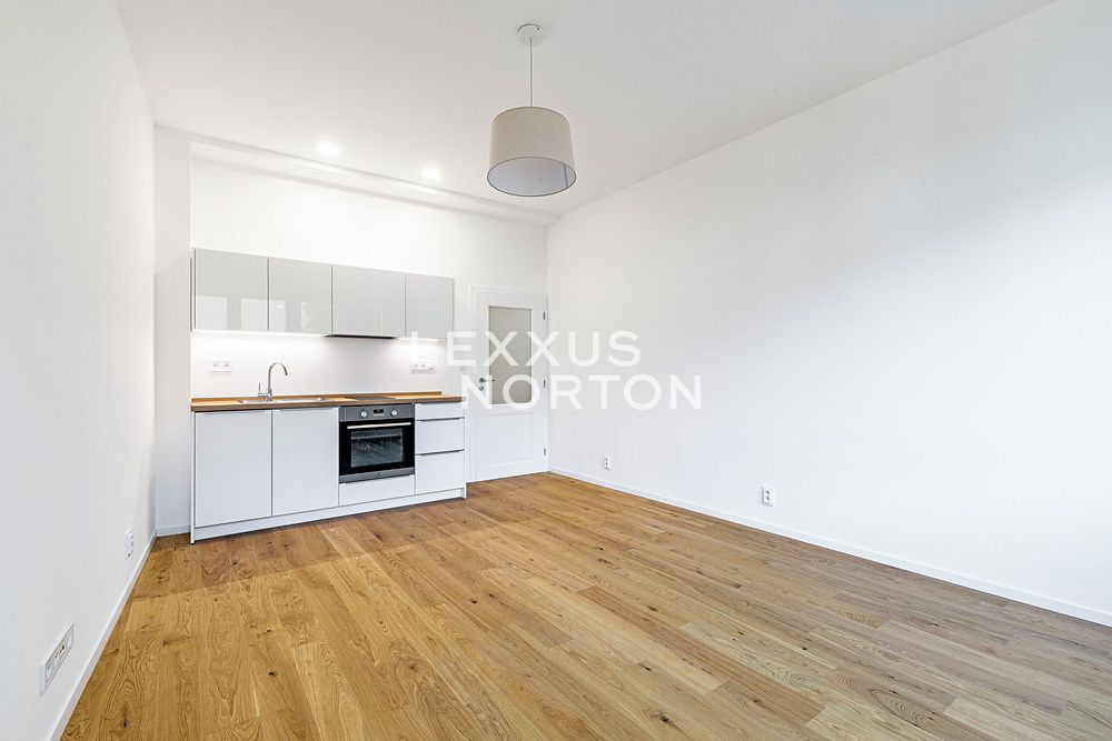 Pronájem bytu 1+kk 31 m²