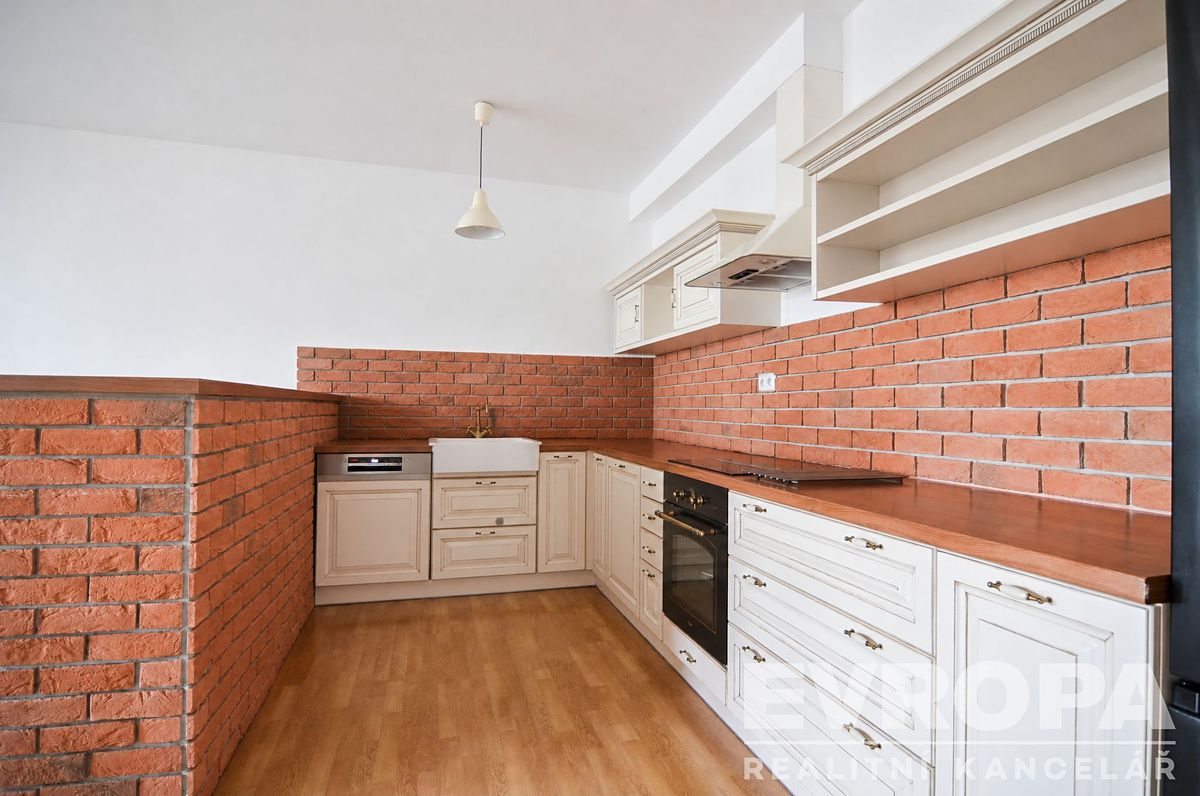 Prodej bytu 4+kk 104 m² – fotografie 5