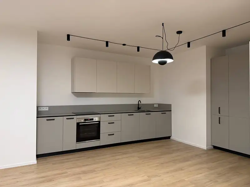 Pronájem bytu 4+kk 158 m², Praha – náhled fotky 2