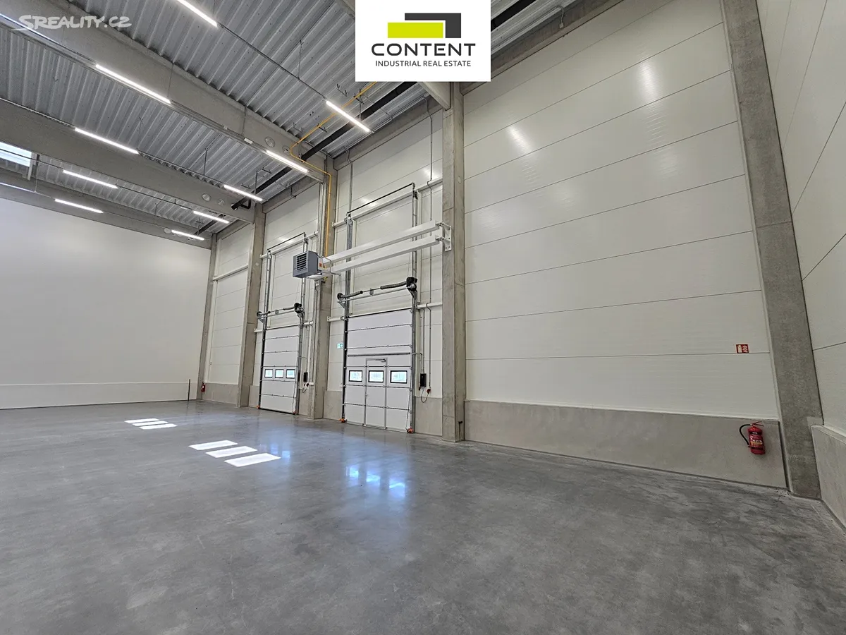 Pronájem výrobní haly, prostoru 816 m², Řepov