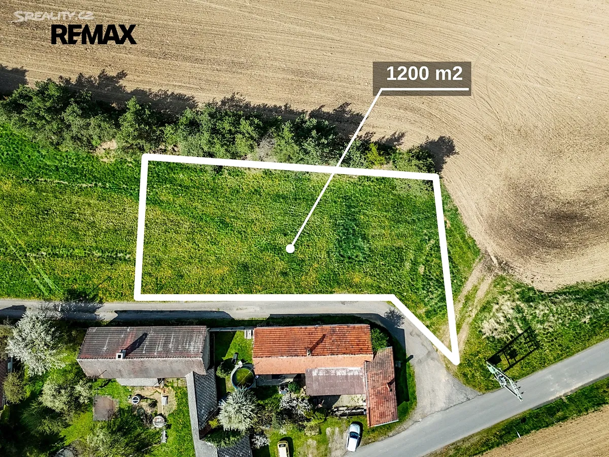 Prodej stavebního pozemku 1200 m² - Widok 4