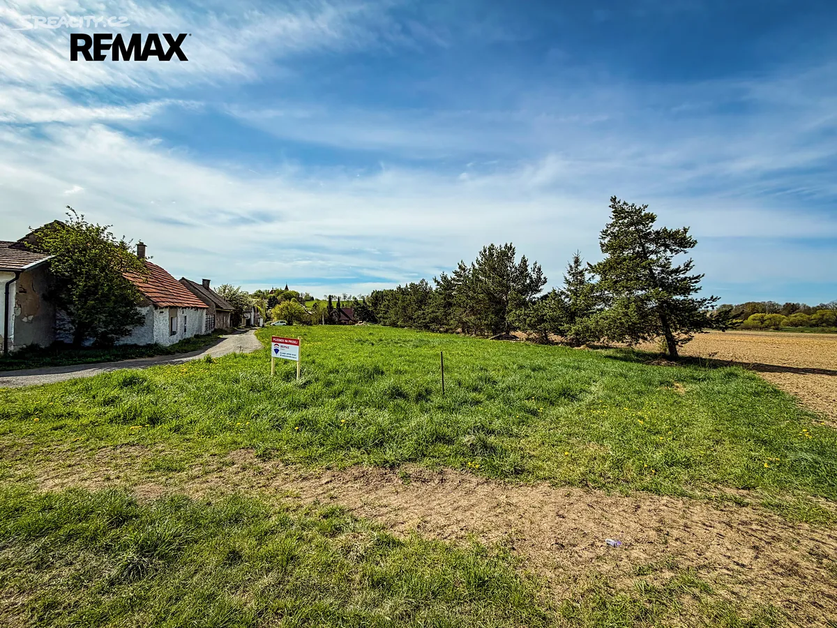 Prodej stavebního pozemku 1200 m² - Widok 6