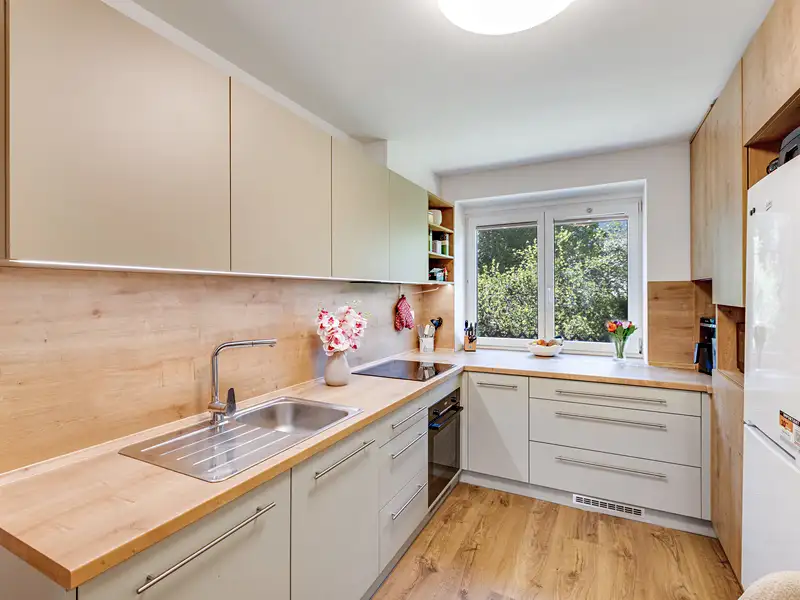 Prodej bytu 2+1 58 m², Praha – náhled fotky 1