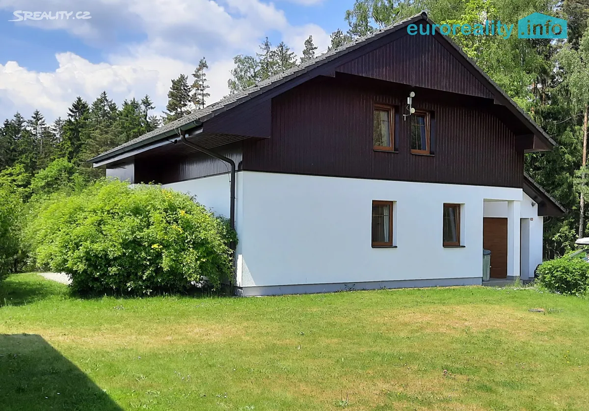 Prodej rodinného domu 180 m², pozemek 447 m² – pohled 3
