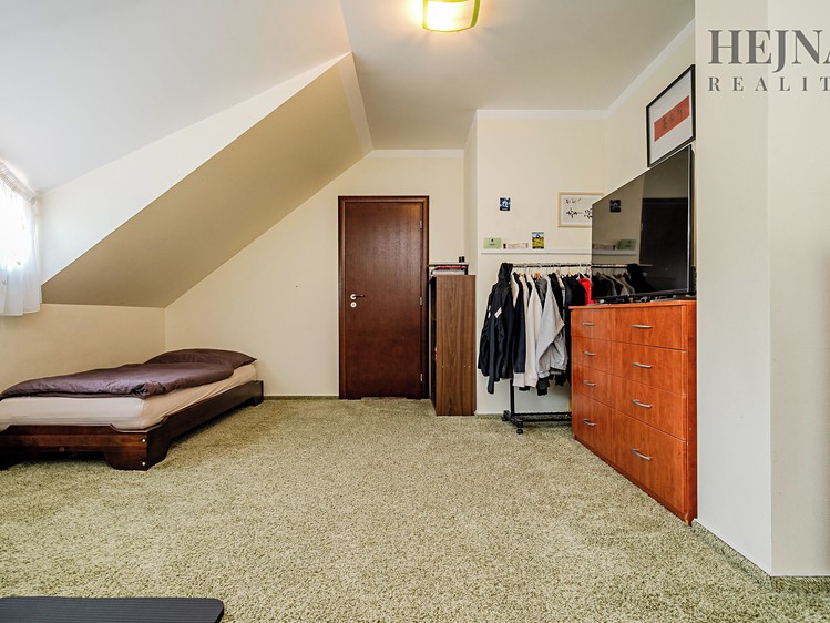 Будинок на продаж, 311 м² (19 з 29)