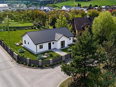 Prodej  projektu na klíč 93 m², pozemek 767 m²
