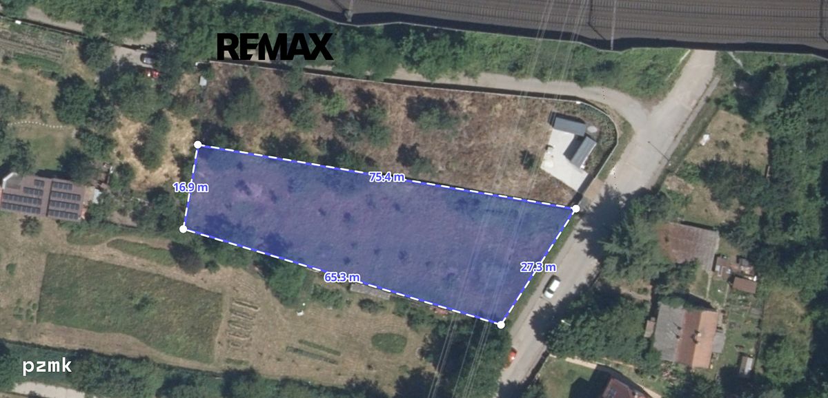 Prodej komerčního pozemku 1500 m²