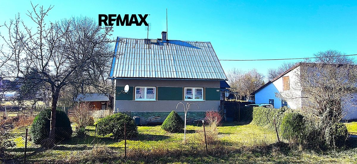 Prodej rodinného domu 90 m², pozemek 2521 m²