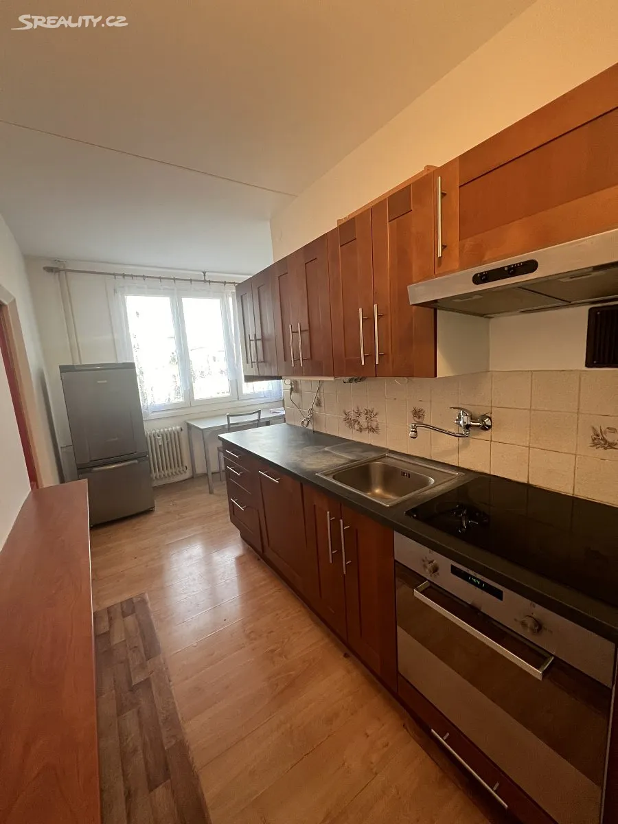 Pronájem bytu 3+1 76 m², Sokolovská